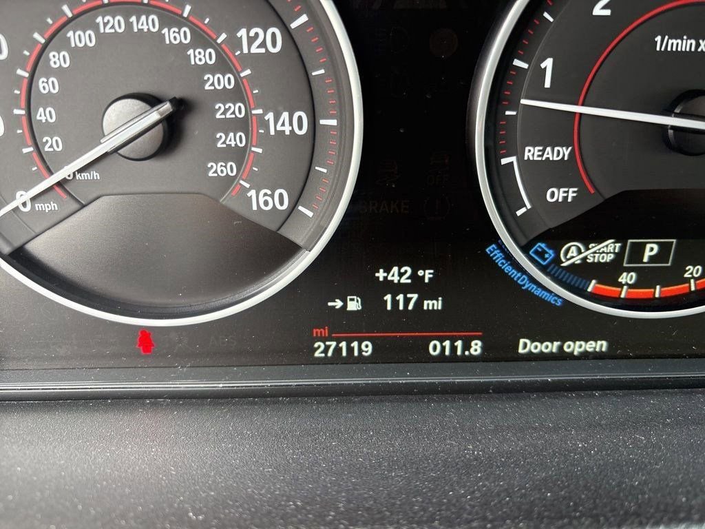 Used 2016 BMW 340i xDrive Sedan image 12