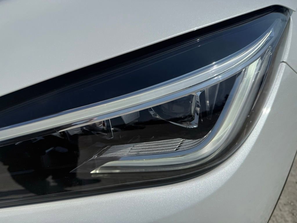 Used 2024 INFINITI QX50 Sensory image 9