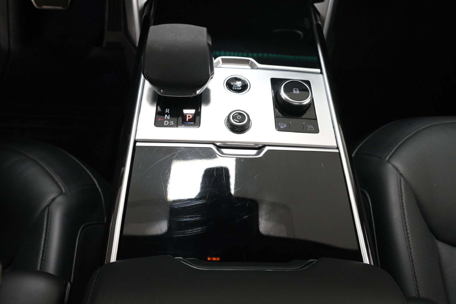 Used 2023 Land Rover Range Rover SE AWD/4WD image 23