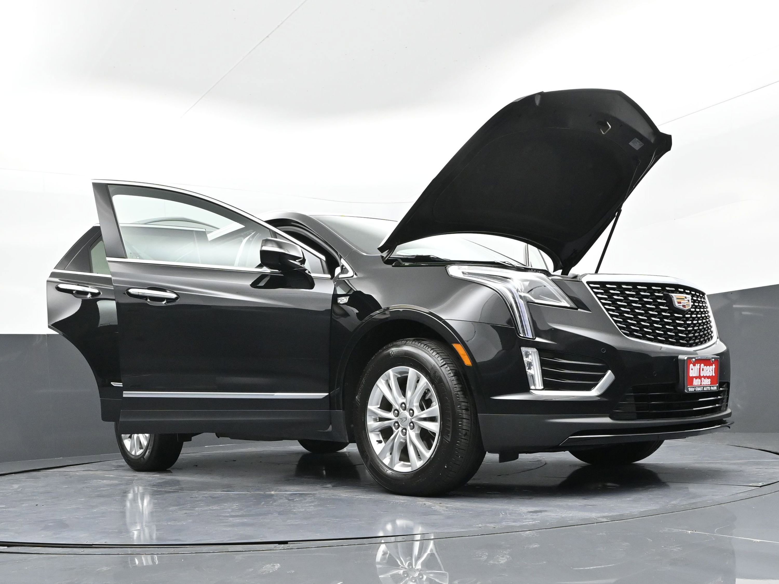 Used 2024 Cadillac XT5 Luxury w/ LPO, Floor Liner Package image 43