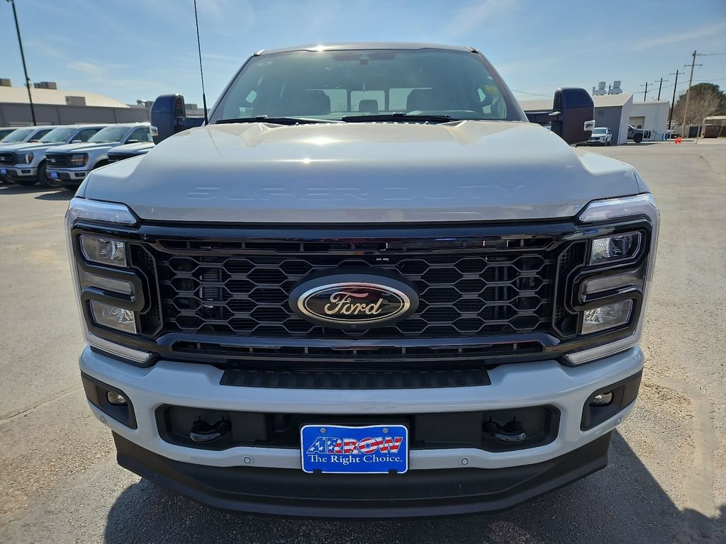 New 2026 Ford F350 Lariat w/ Black Appearance Package AWD/4WD image 3