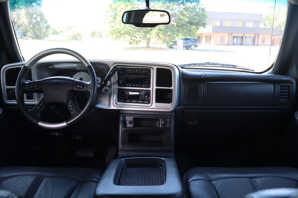 Used 2003 GMC Sierra 3500 SLE AWD/4WD image 15