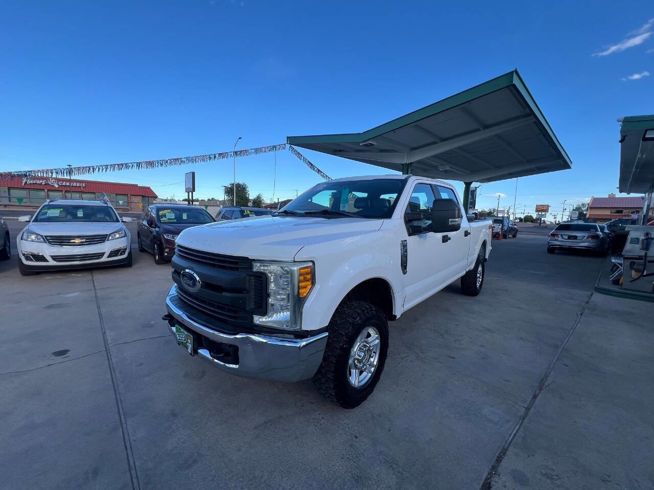 Used 2017 Ford F250 XL w/ Power Equipment Group AWD/4WD image 1