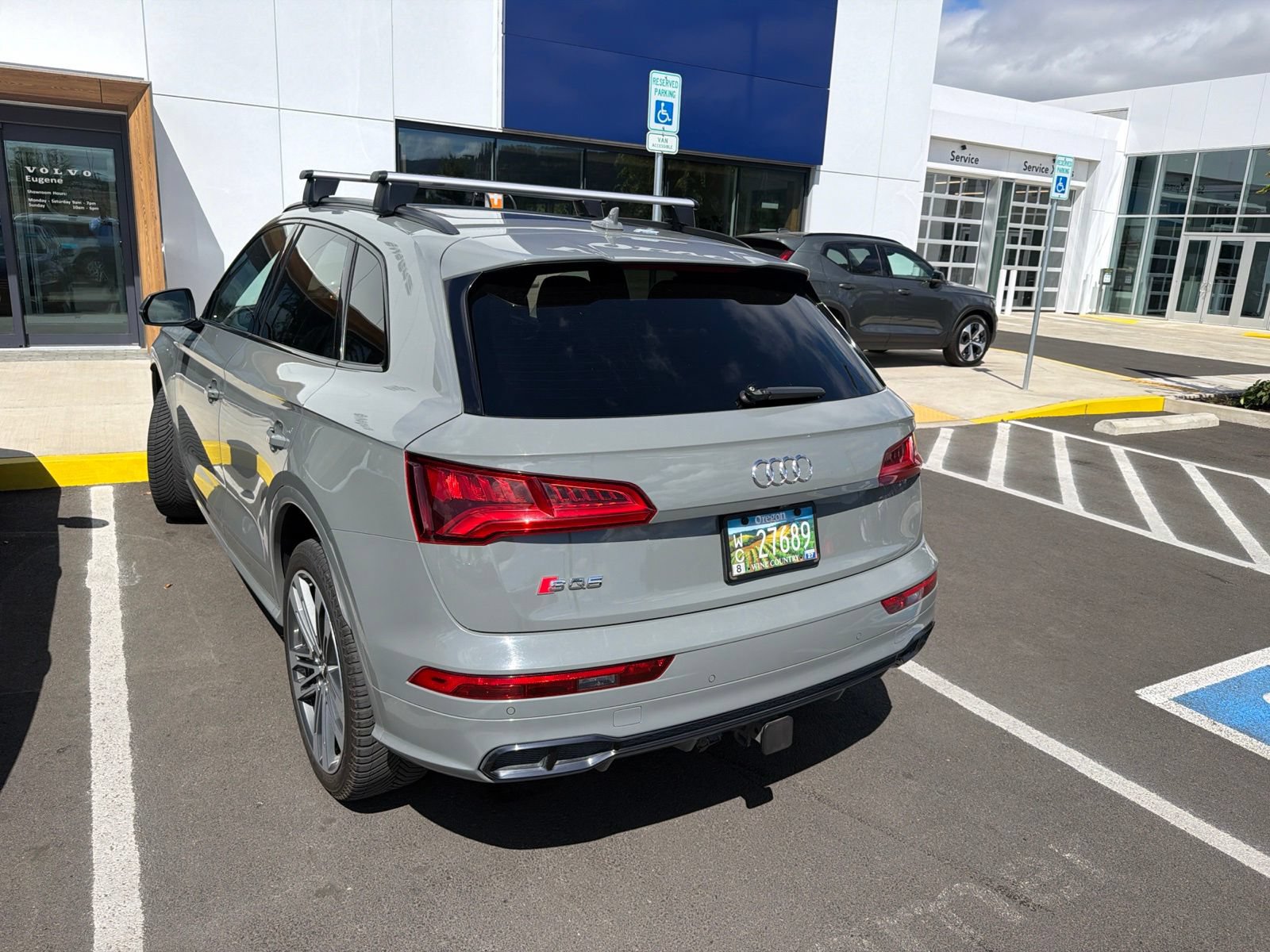 Used 2019 Audi SQ5 Premium Plus w/ Premium Plus Package AWD/4WD image 7