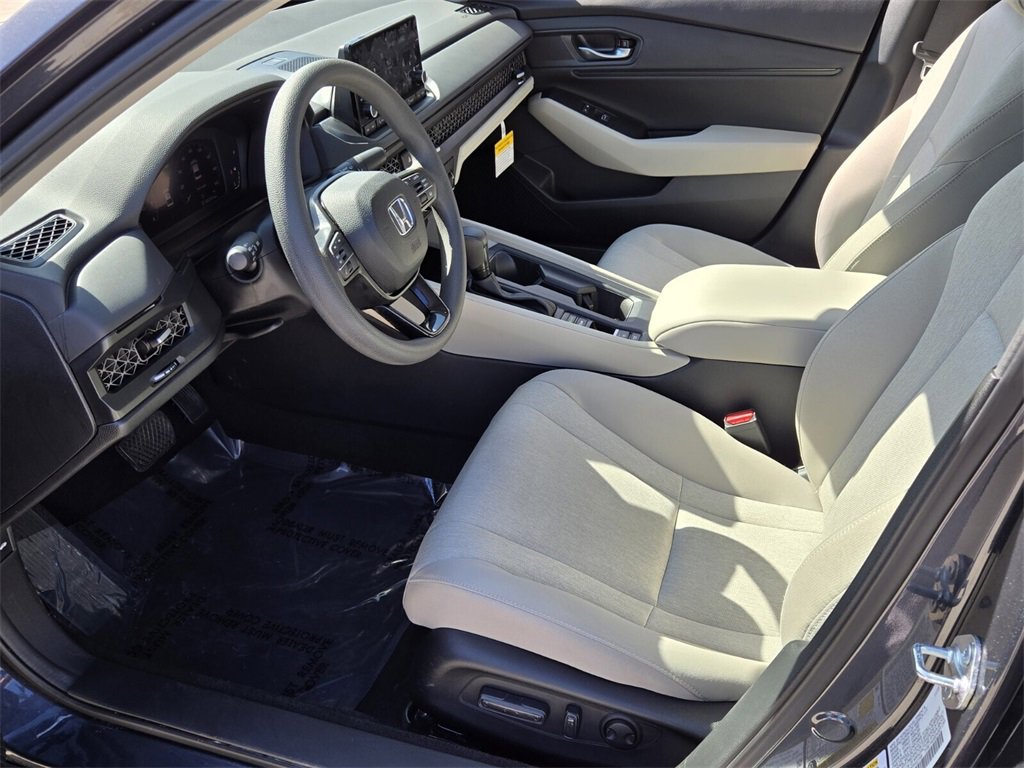 Used 2024 Honda Accord EX image 10
