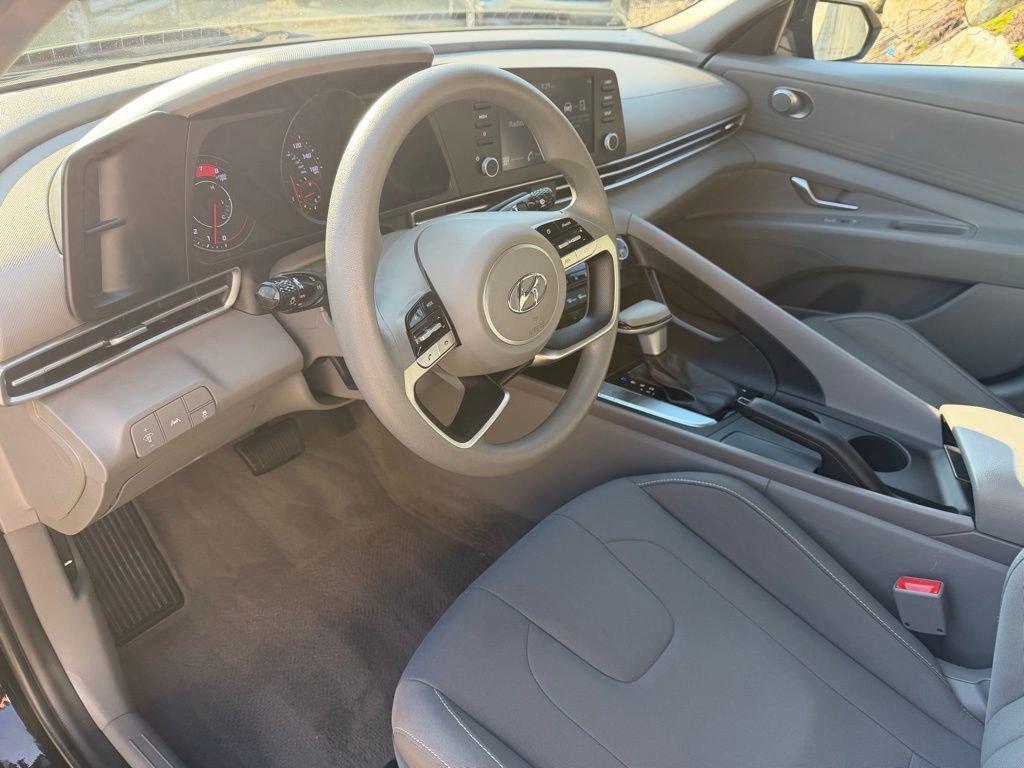 Certified 2023 Hyundai Elantra SEL image 14