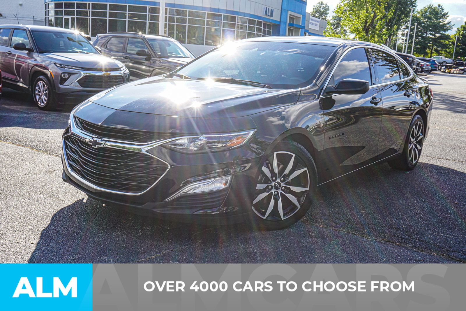 Used 2025 Chevrolet Malibu RS w/ LPO, Floor Liner Package FWD image 2