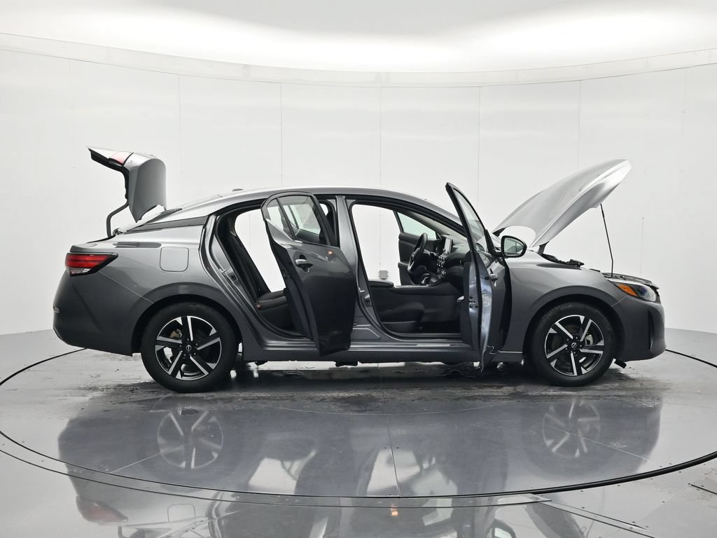 Used 2024 Nissan Sentra SV FWD image 47