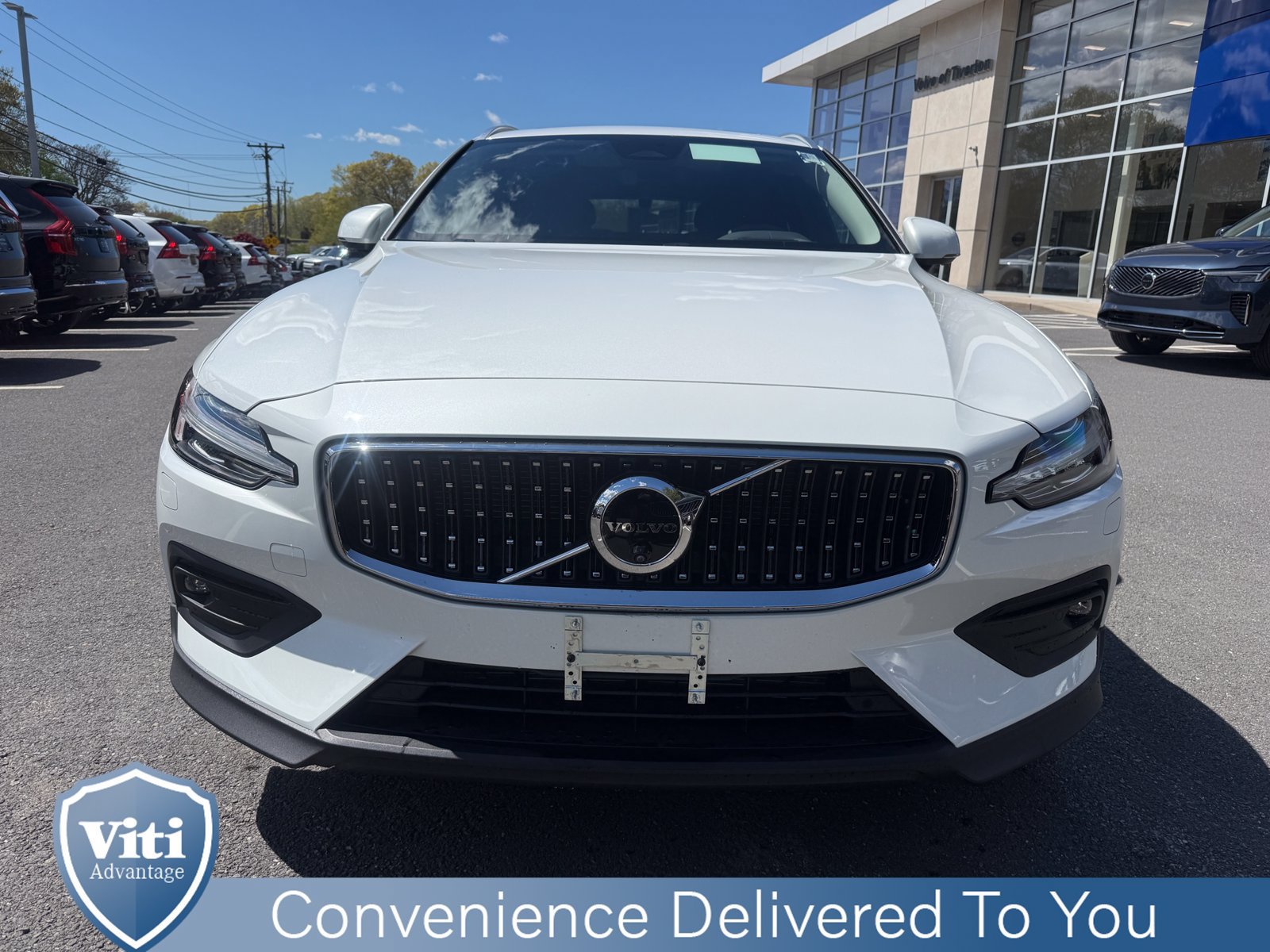 New 2026 Volvo V60 B5 Cross Country Ultra w/ Protection Package Premier AWD/4WD image 3