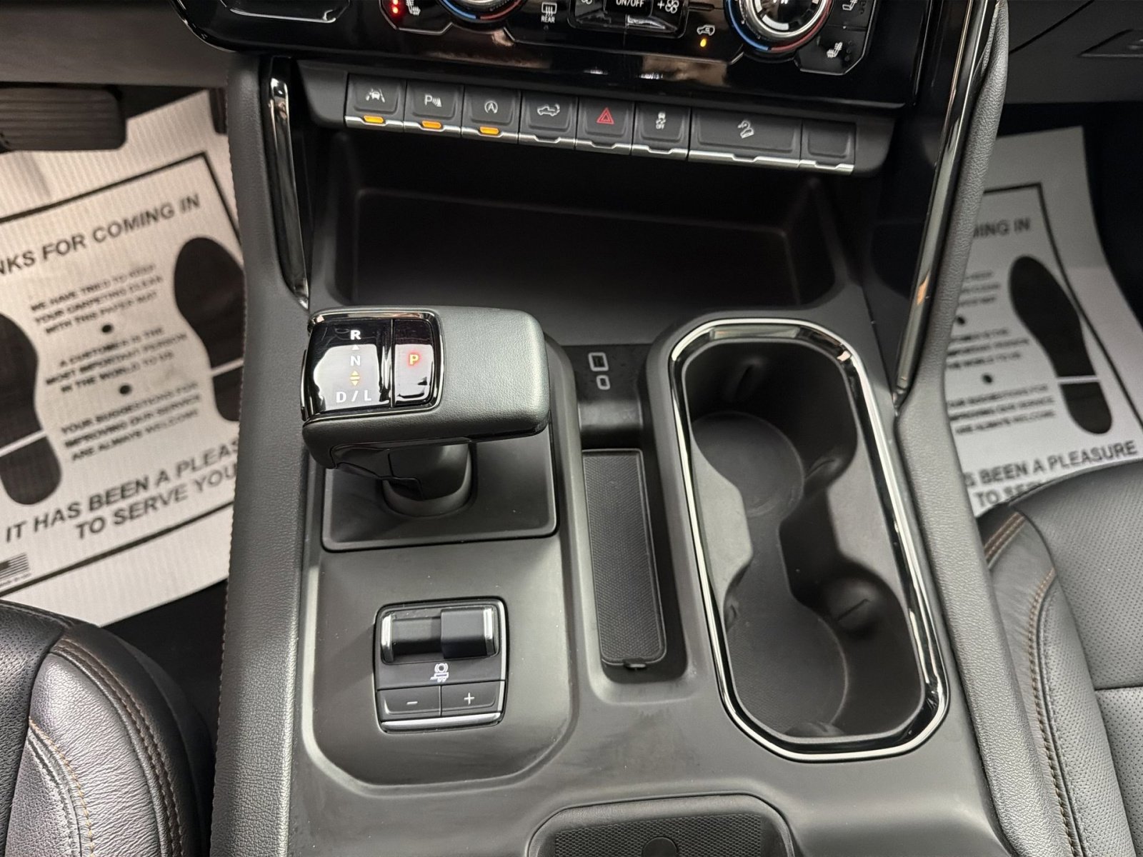 Used 2024 GMC Sierra 1500 AT4 w/ Technology Package image 22