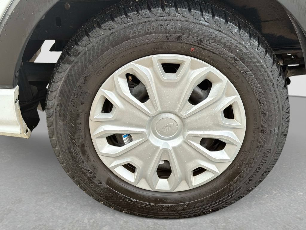 Used 2024 Ford Transit 350 XLT RWD image 12