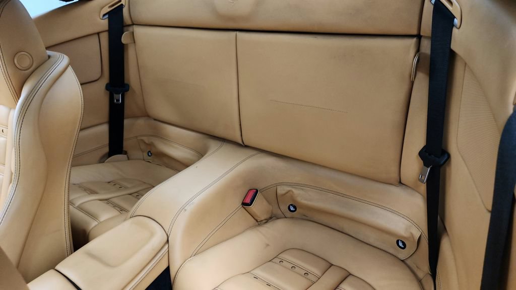 Used 2012 Ferrari California RWD image 29