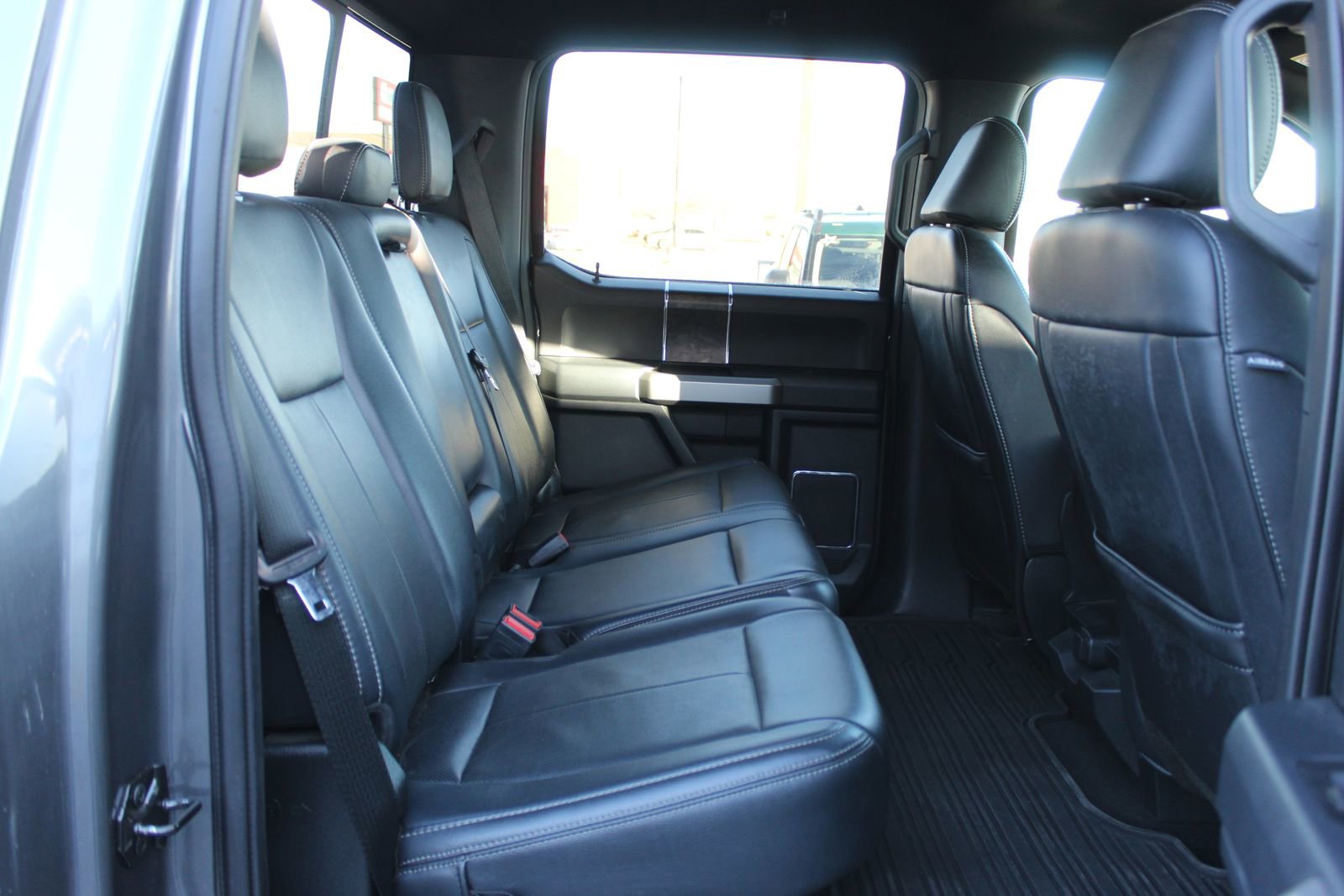 Used 2022 Ford F250 Lariat w/ Lariat Value Package image 16