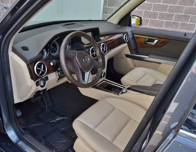 Used 2015 Mercedes-Benz GLK 350 4MATIC image 16