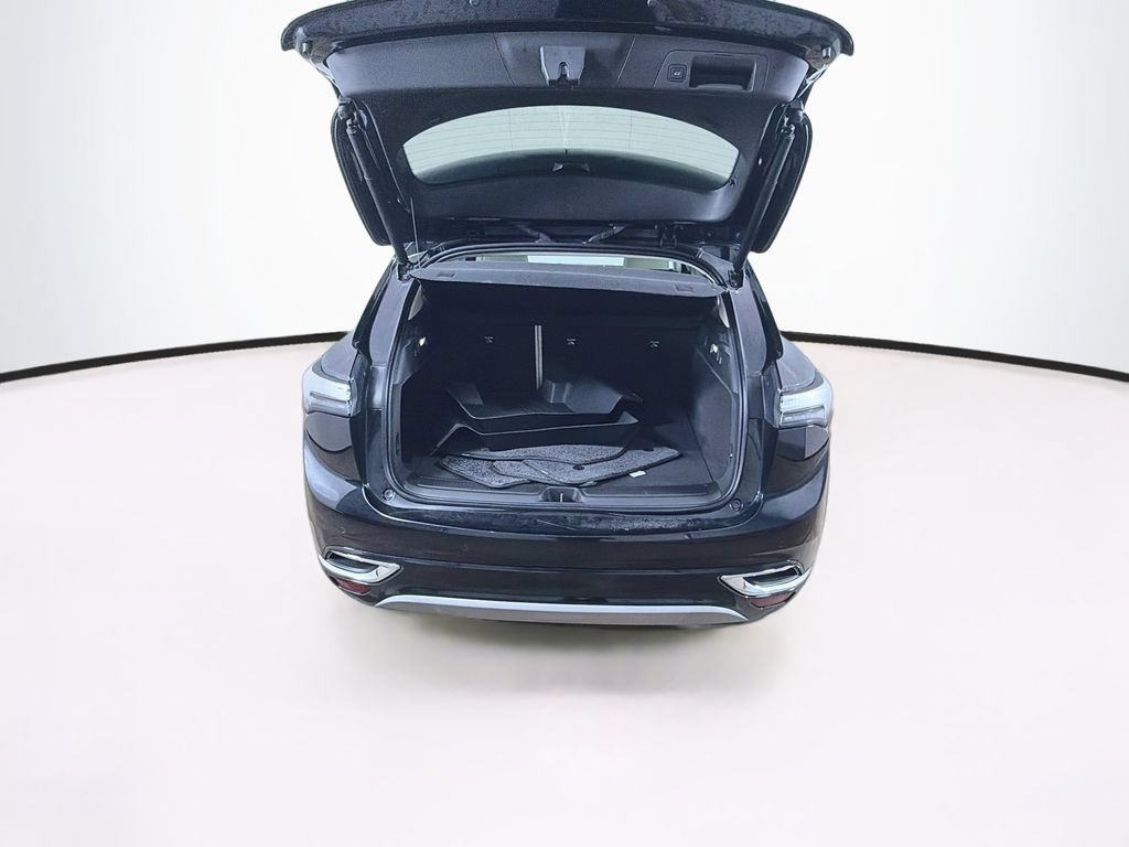 Used 2023 Buick Envision Avenir AWD/4WD image 27