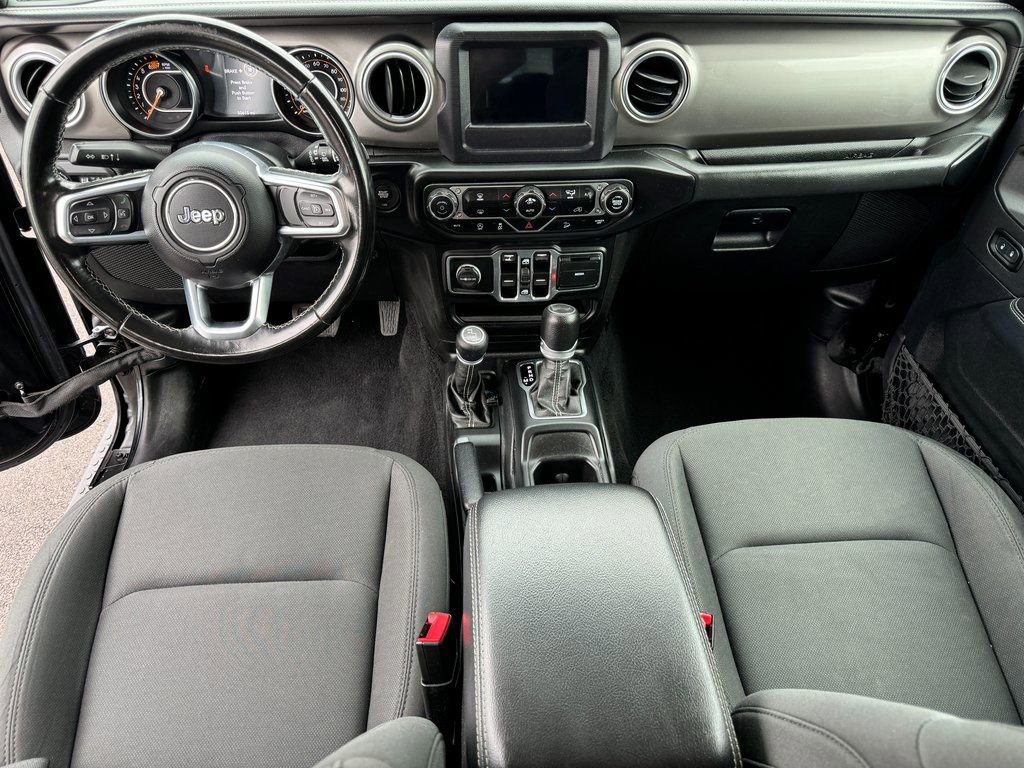 Used 2020 Jeep Wrangler Unlimited Sahara image 25