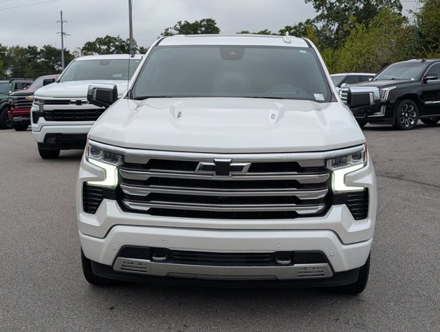 Used 2024 Chevrolet Silverado 1500 High Country AWD/4WD image 2