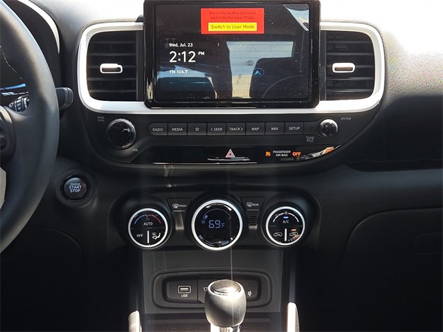 New 2025 Hyundai Venue Limited image 9