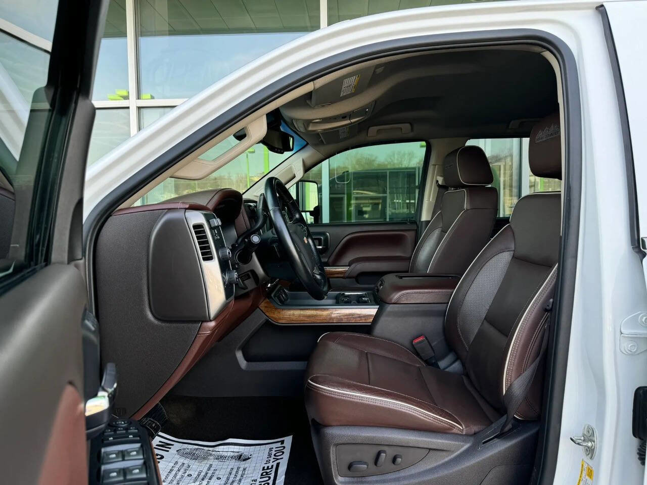 Used 2016 Chevrolet Silverado 2500 High Country w/ Duramax Plus Package image 7