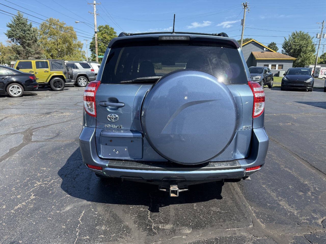 Used 2011 Toyota RAV4 Limited w/ Limited Extra Value Pkg AWD/4WD image 9