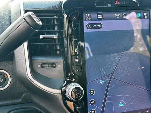 Used 2025 RAM 2500 Big Horn AWD/4WD image 17