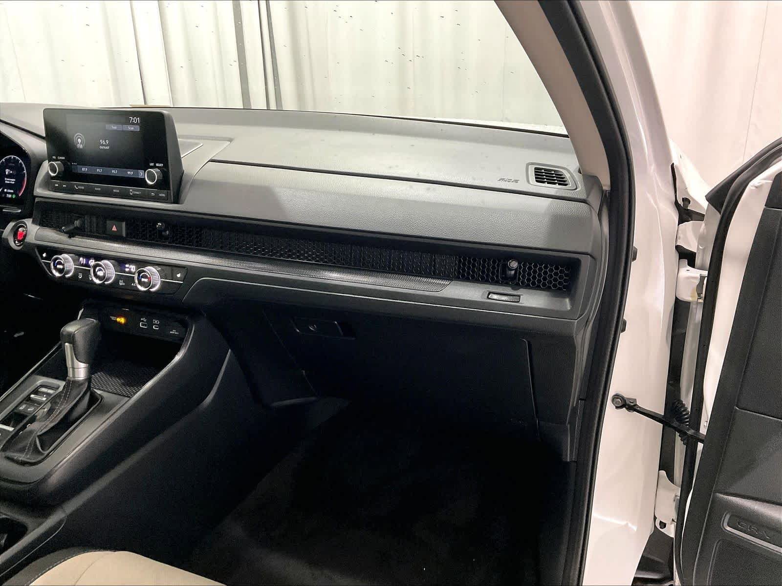 Used 2025 Honda CR-V EX image 13