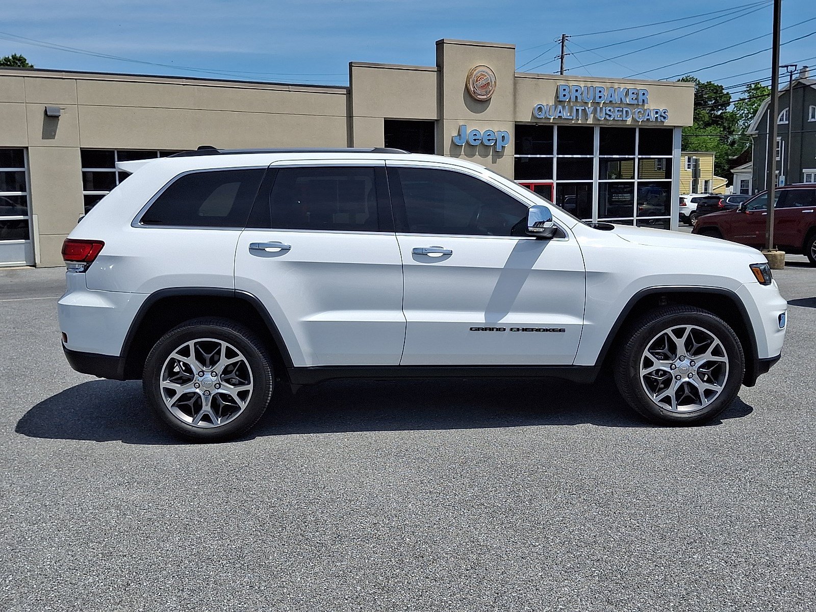 Used 2021 Jeep Grand Cherokee Limited w/ Premium Lighting Group AWD/4WD image 8