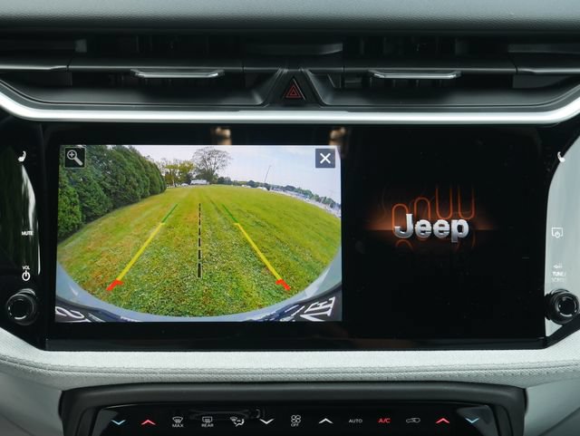 New 2026 Jeep Cherokee Laredo AWD/4WD image 5
