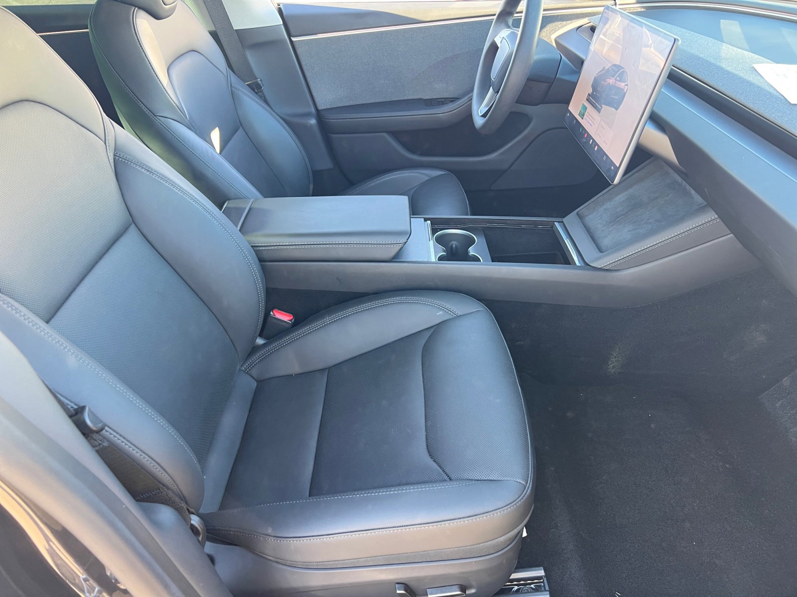 Used 2025 Tesla Model 3 Long Range image 19