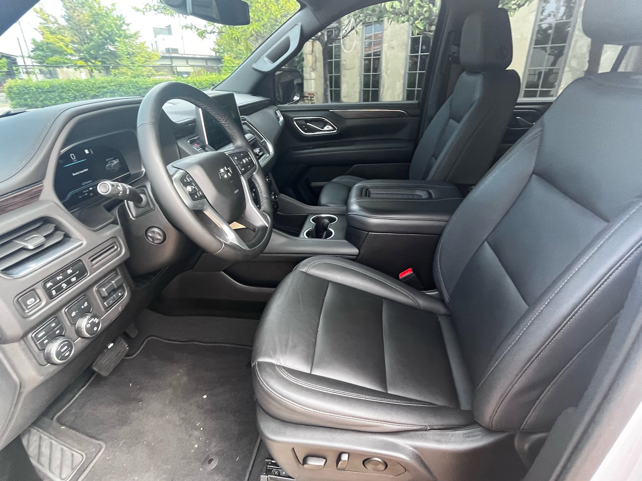 Used 2023 Chevrolet Tahoe Z71 w/ Z71 Off-Road Package image 47