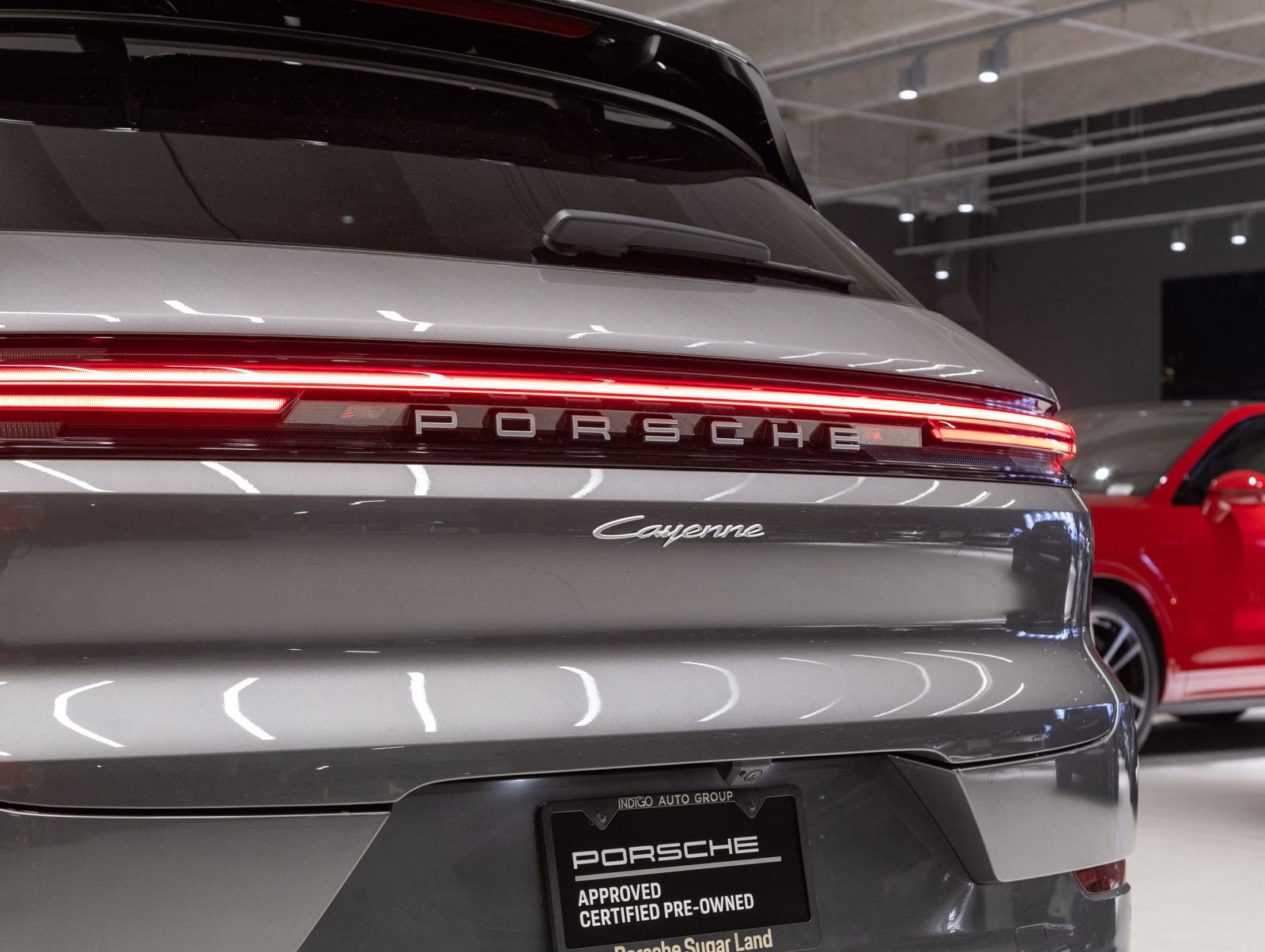 Certified 2025 Porsche Cayenne image 31