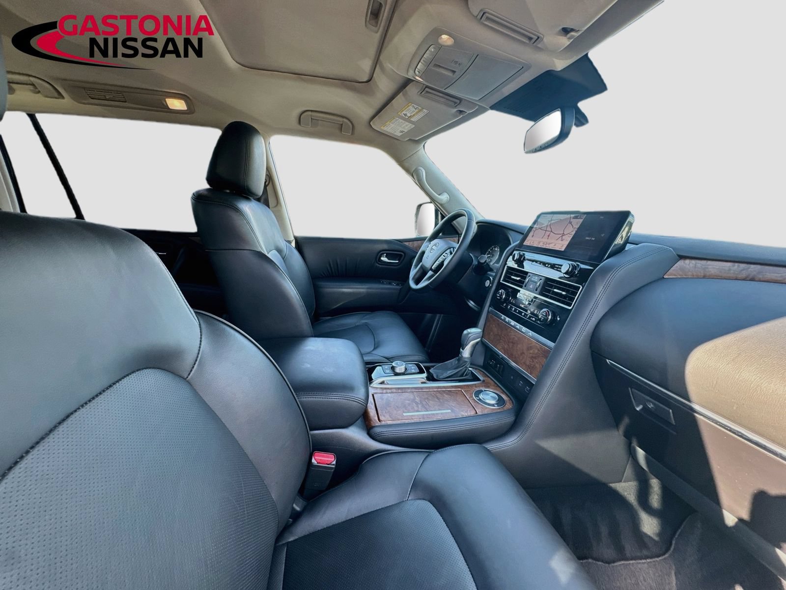 Used 2024 Nissan Armada SL w/ Captain's Chairs Package RWD image 39