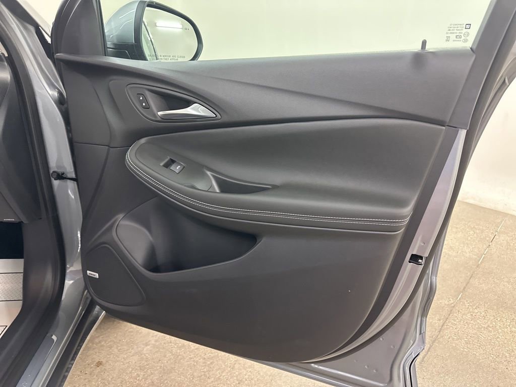 New 2026 Buick Encore GX Avenir w/ Avenir Technology Package image 16