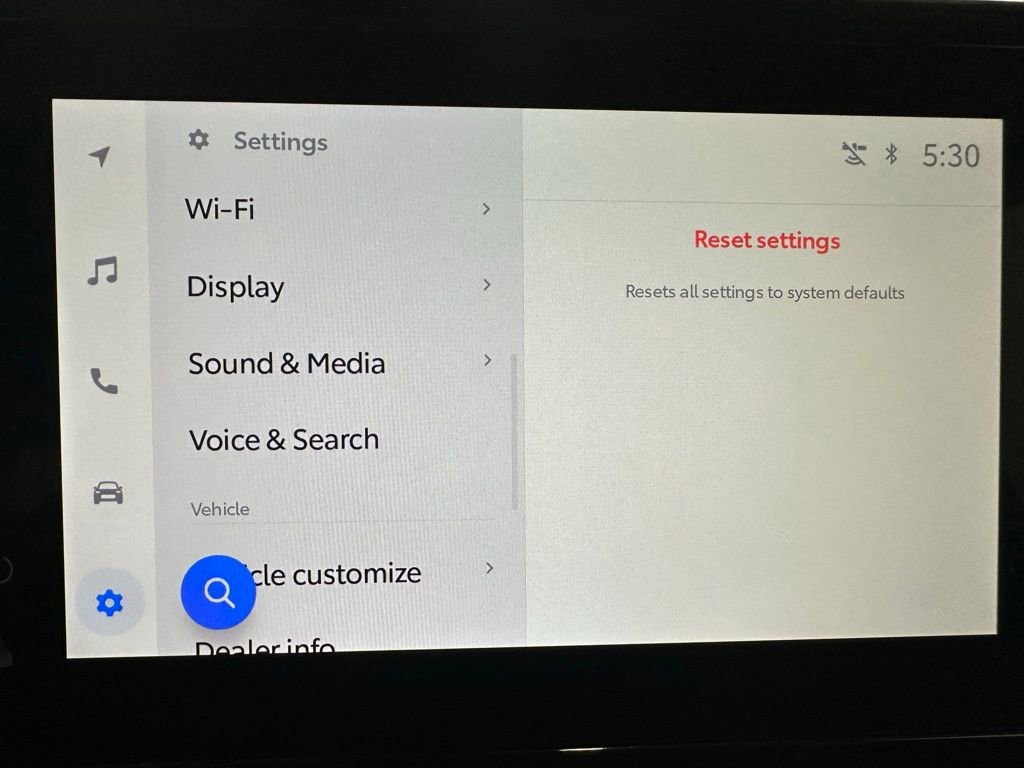 Used 2025 Toyota Corolla LE image 34