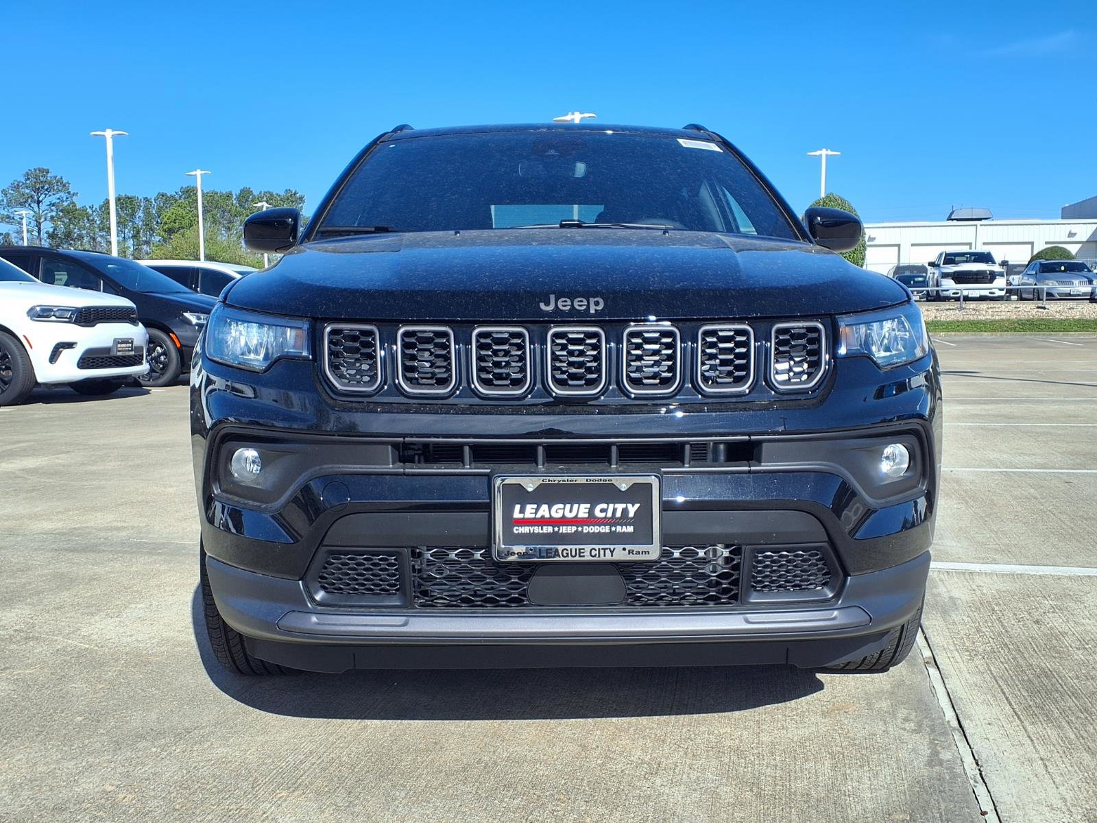 New 2026 Jeep Compass Latitude AWD/4WD image 5