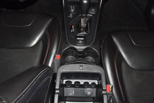 Certified 2020 Jeep Cherokee Trailhawk w/ Cold Weather Group image 23
