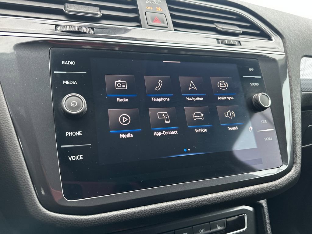 Certified 2024 Volkswagen Tiguan S image 9