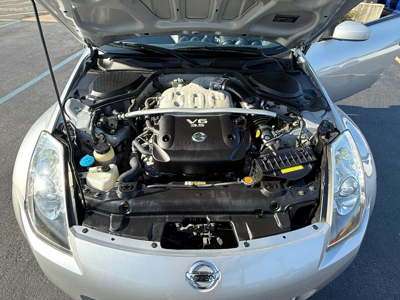 Used 2006 Nissan 350Z Touring image 38