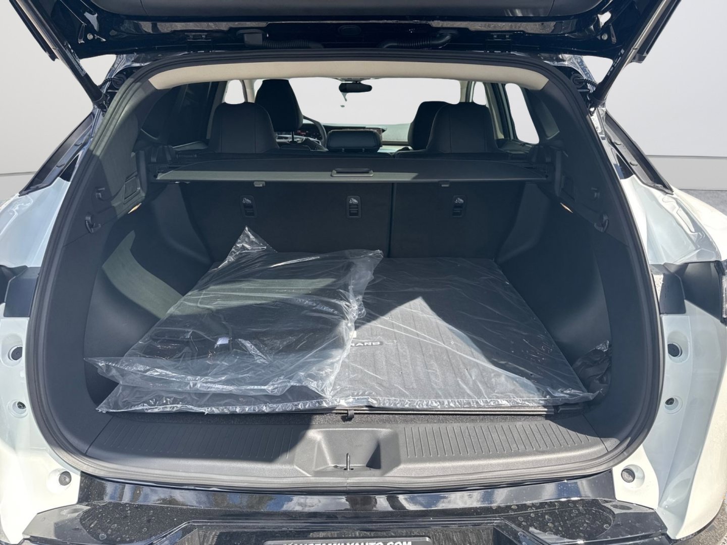 New 2026 Nissan Murano Platinum w/ Cargo Package AWD/4WD image 33