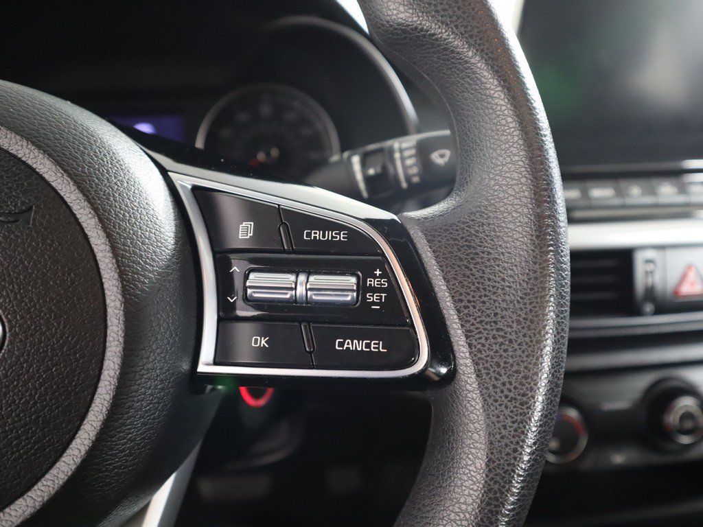 Used 2020 Kia Forte LXS FWD image 39