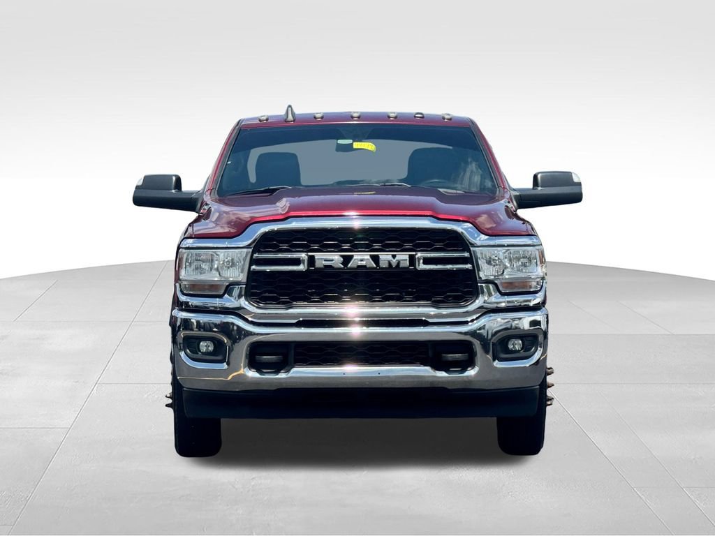 Used 2022 RAM 3500 Tradesman w/ Chrome Appearance Group AWD/4WD video 2