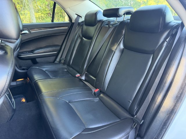 Used 2023 Chrysler 300 Touring L w/ Popular Equipment Group RWD image 26