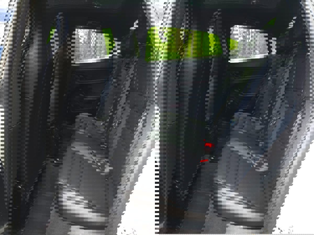 Used 2020 Porsche Taycan 4S w/ Premium Package image 15