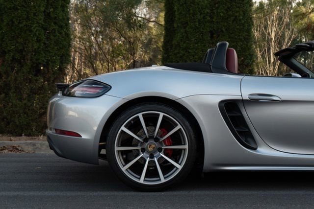 Used 2020 Porsche 718 Boxster S image 11