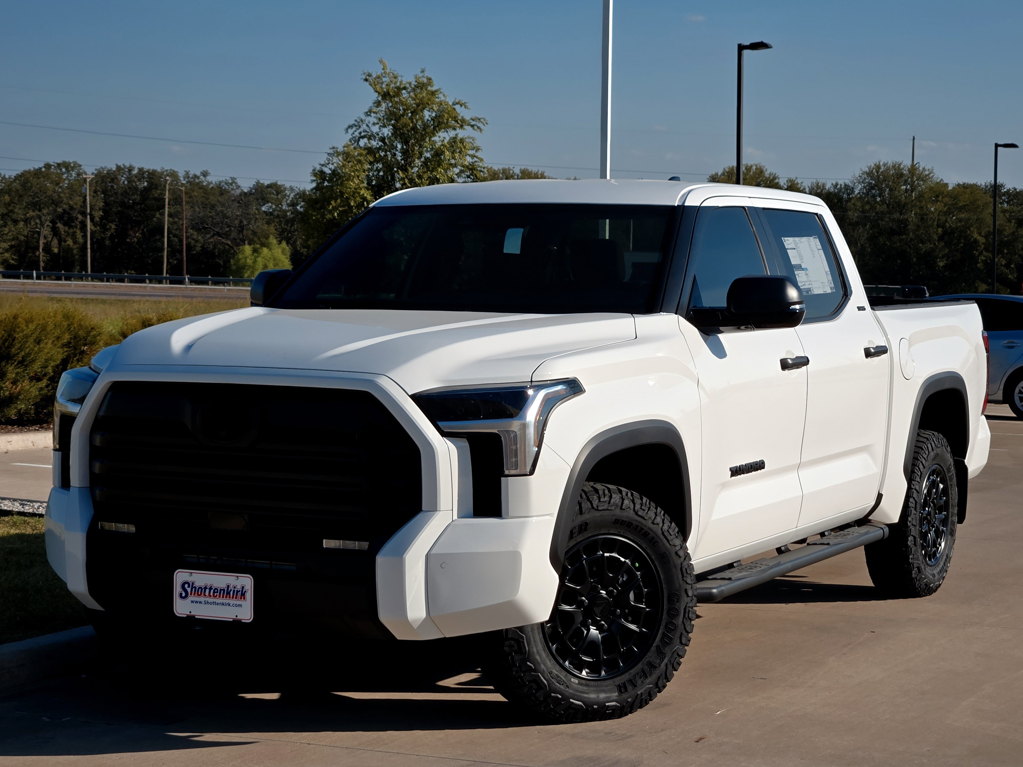 New 2026 Toyota Tundra SR5 image 2