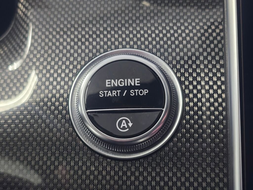 Used 2022 Mercedes-Benz C 300 4MATIC Sedan w/ Pinnacle Trim Package image 43