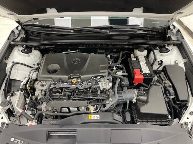 Used 2024 Toyota Camry SE w/ Cold Weather Package image 15