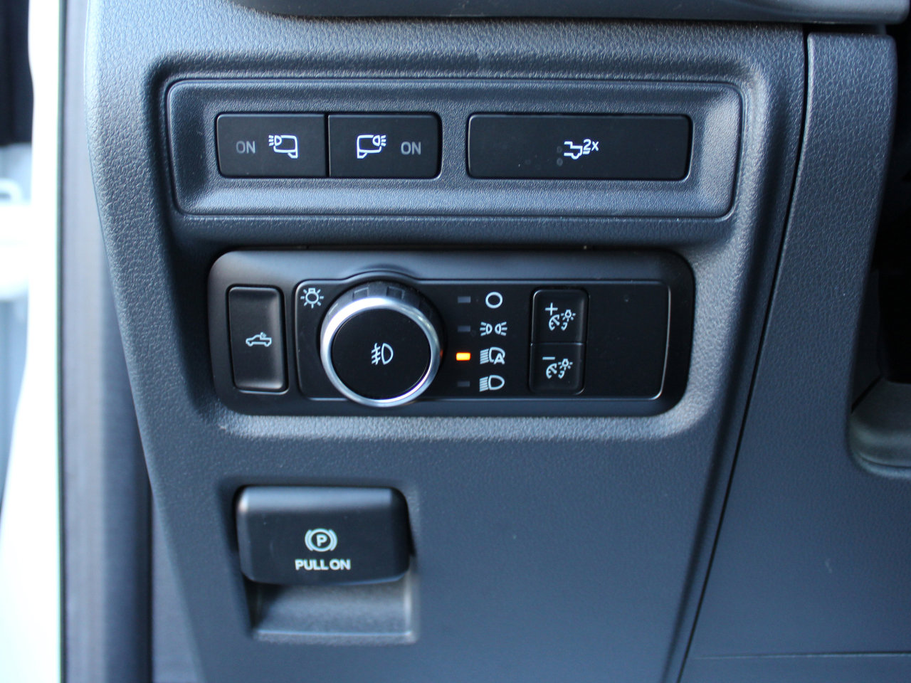 Used 2024 Ford F150 XLT w/ Equipment Group 302A MID image 37