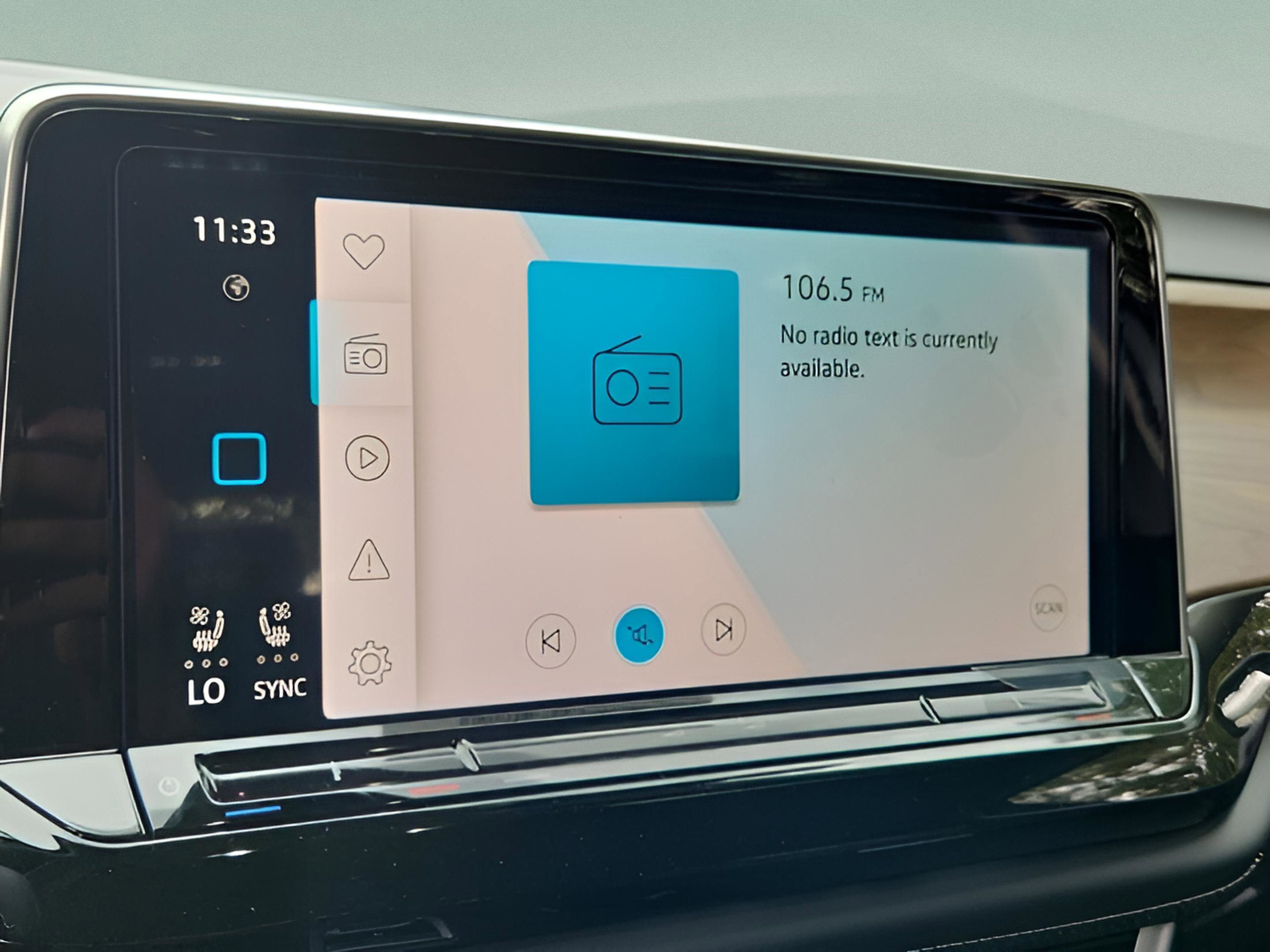 New 2026 Volkswagen Atlas SE image 15