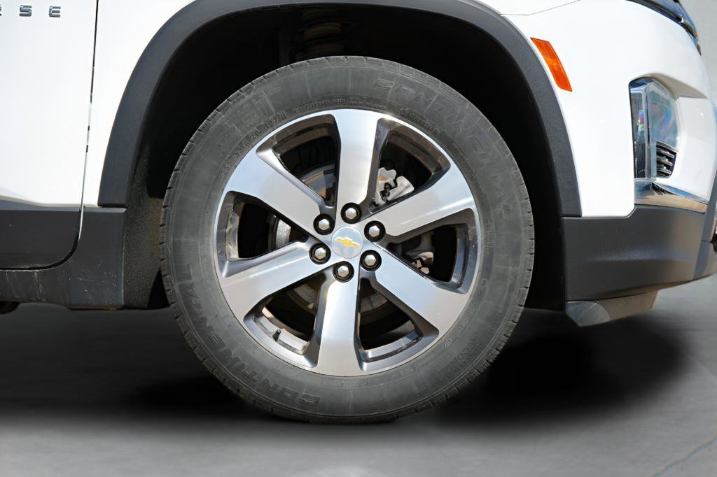 Used 2023 Chevrolet Traverse LT w/ LT Premium Package AWD/4WD image 10